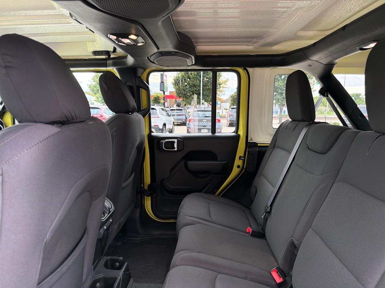 Jeep Wrangler High Tide 4 Door 4x4 2023