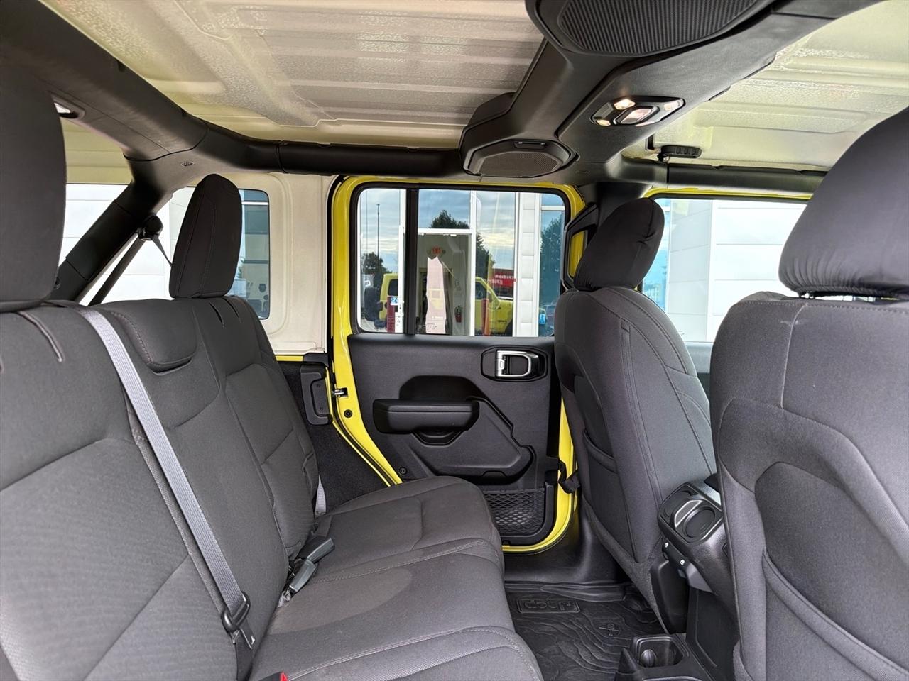 Jeep Wrangler High Tide 4 Door 4x4 2023