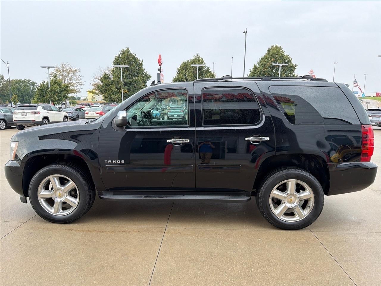 Chevrolet Tahoe 4WD 4dr 1500 LT 2013