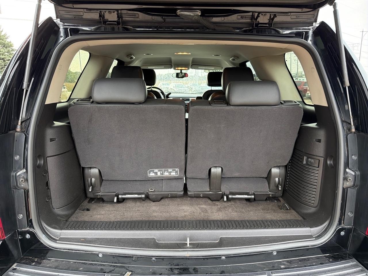 Chevrolet Tahoe 4WD 4dr 1500 LT 2013