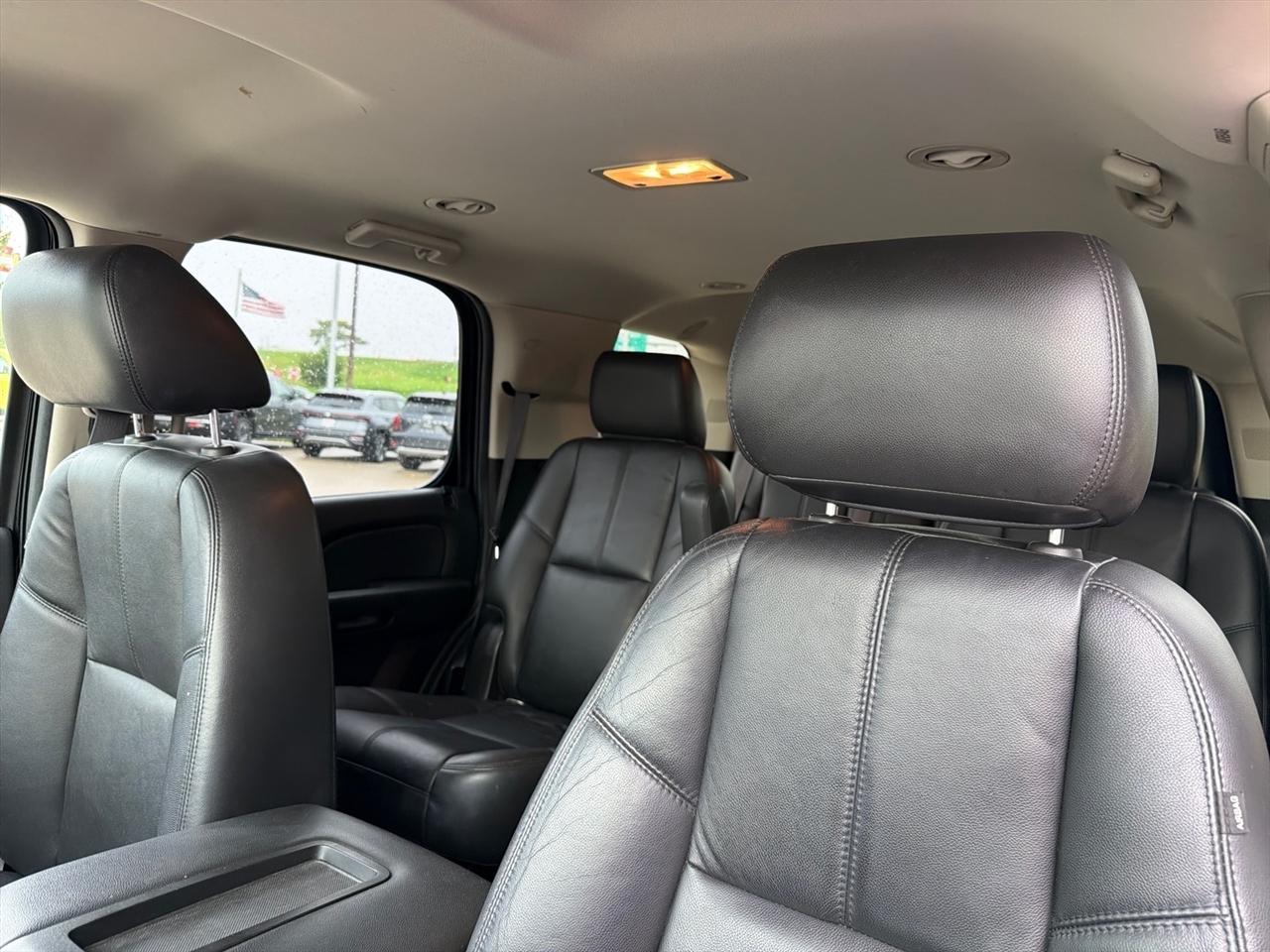 Chevrolet Tahoe 4WD 4dr 1500 LT 2013