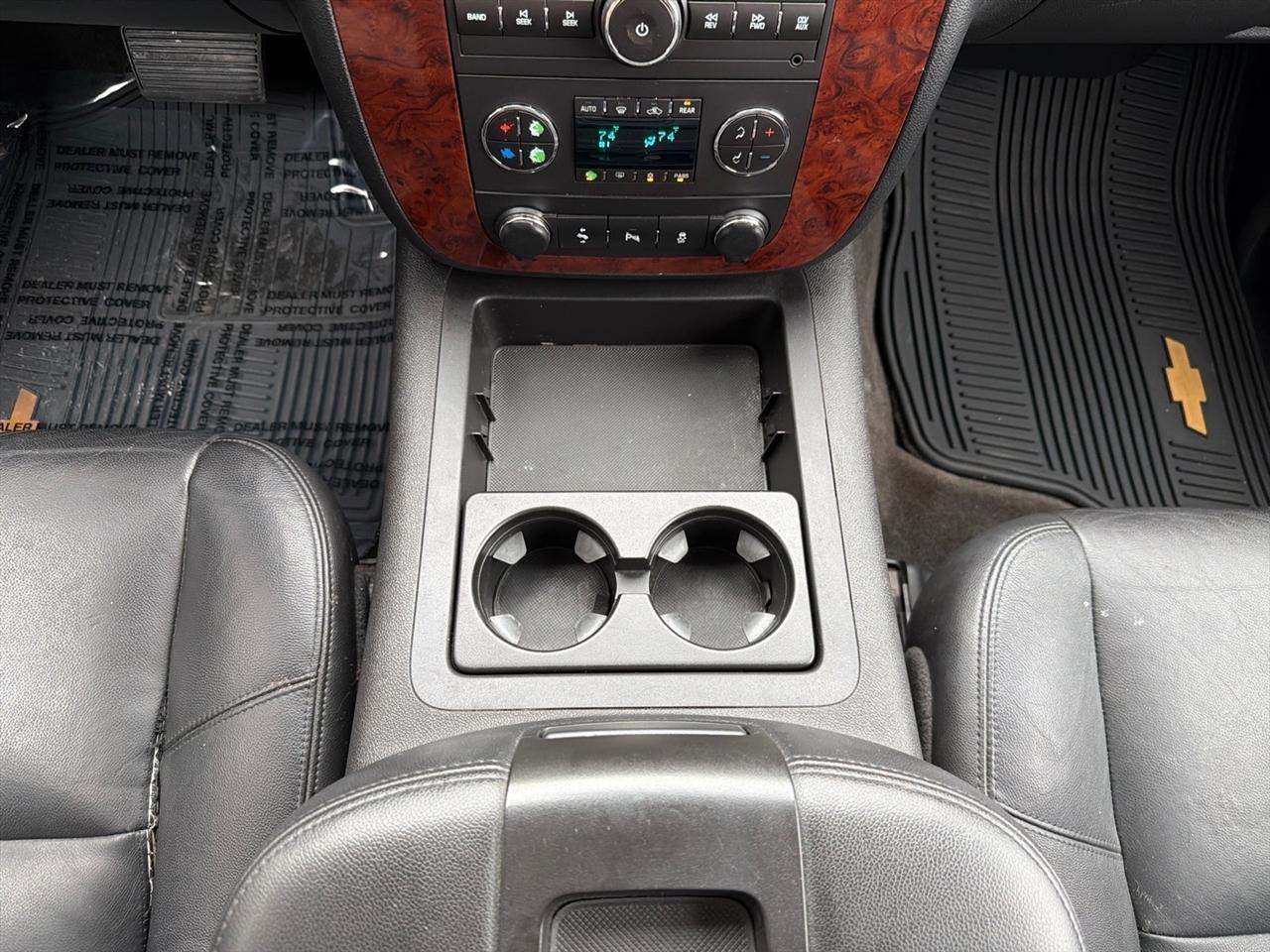Chevrolet Tahoe 4WD 4dr 1500 LT 2013