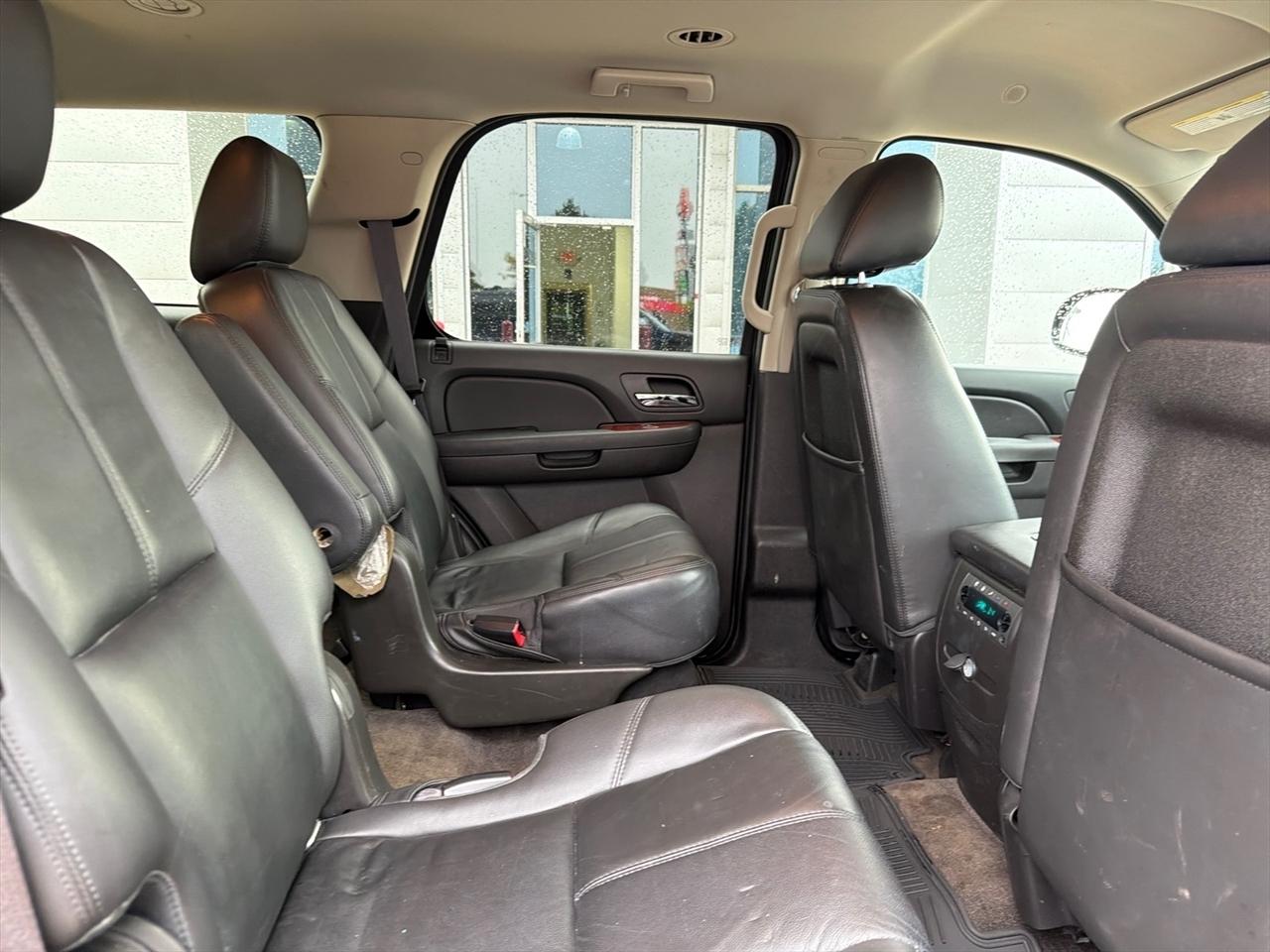 Chevrolet Tahoe 4WD 4dr 1500 LT 2013