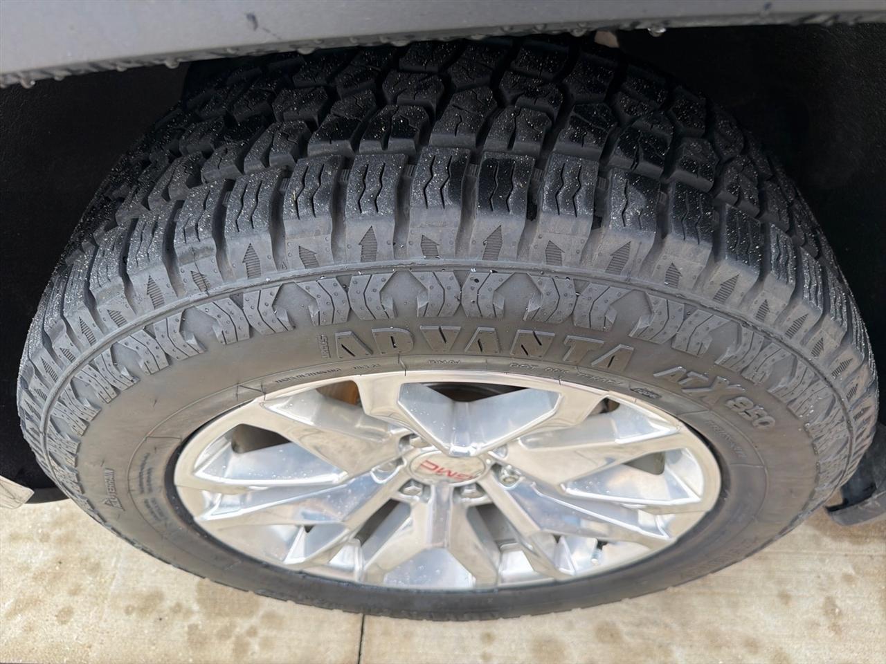 GMC Sierra 1500 4WD Crew Cab 147" SLT 2020