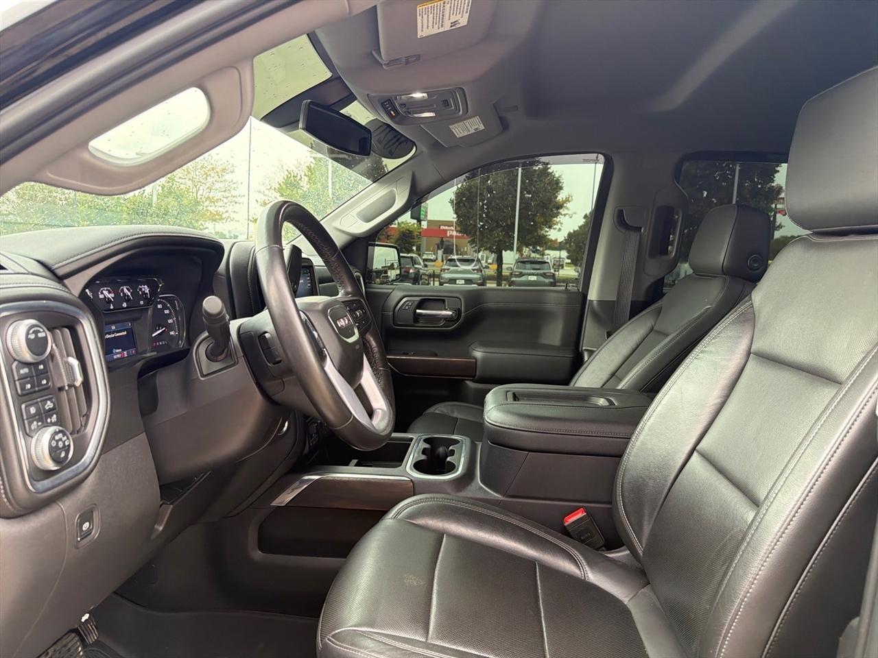GMC Sierra 1500 4WD Crew Cab 147" SLT 2020