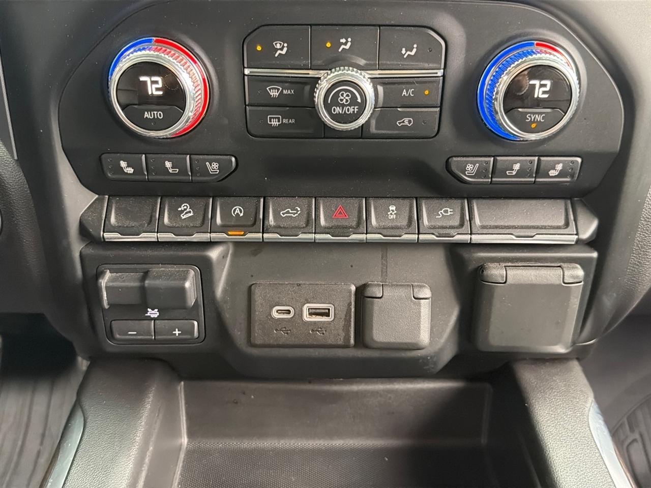 GMC Sierra 1500 4WD Crew Cab 147" SLT 2020