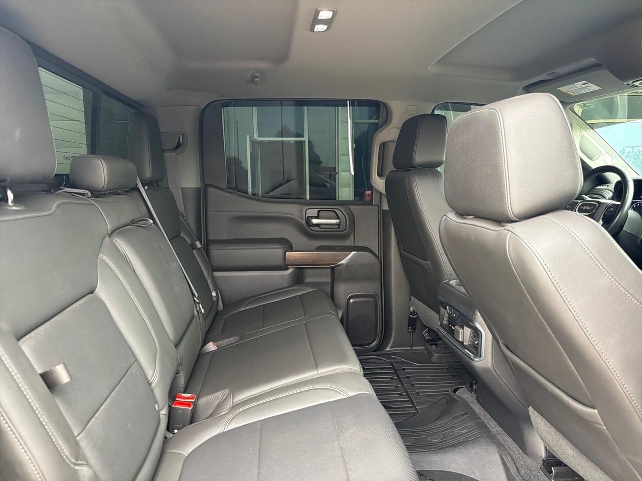 GMC Sierra 1500 4WD Crew Cab 147" SLT 2020