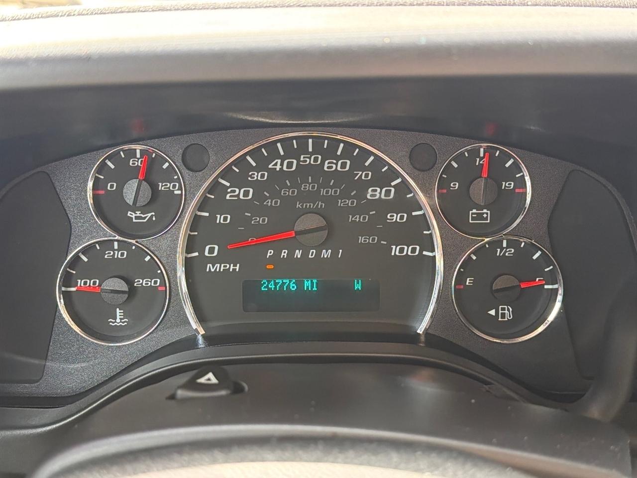 GMC Savana Passenger RWD 3500 155" LT 2025