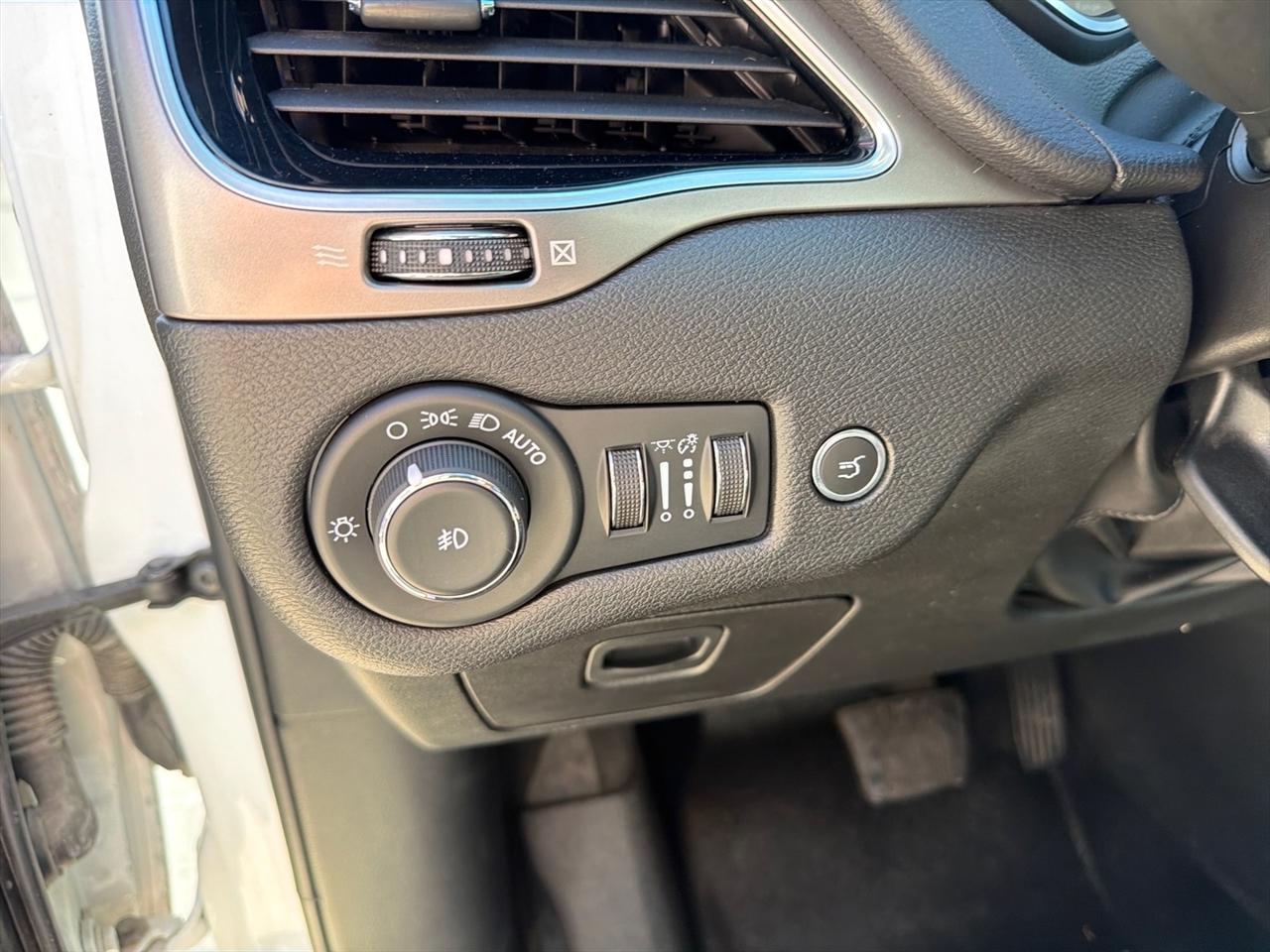 Jeep Cherokee Limited 4x4 2022