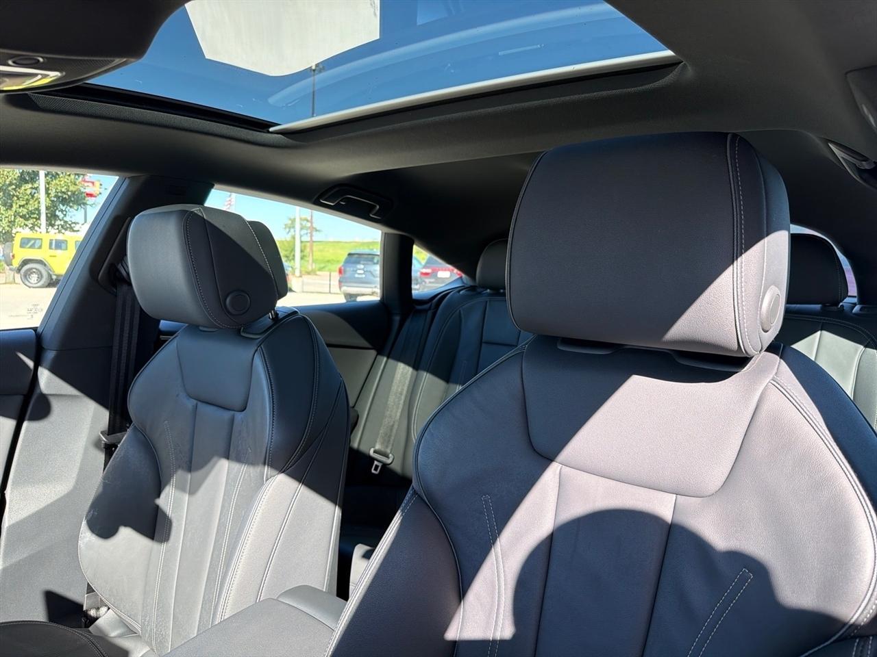 Audi A5 Sportback S line Premium 45 TFSI quattro 2025