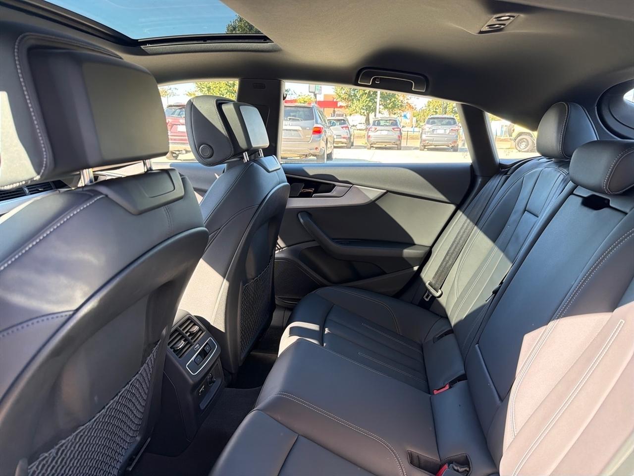 Audi A5 Sportback S line Premium 45 TFSI quattro 2025