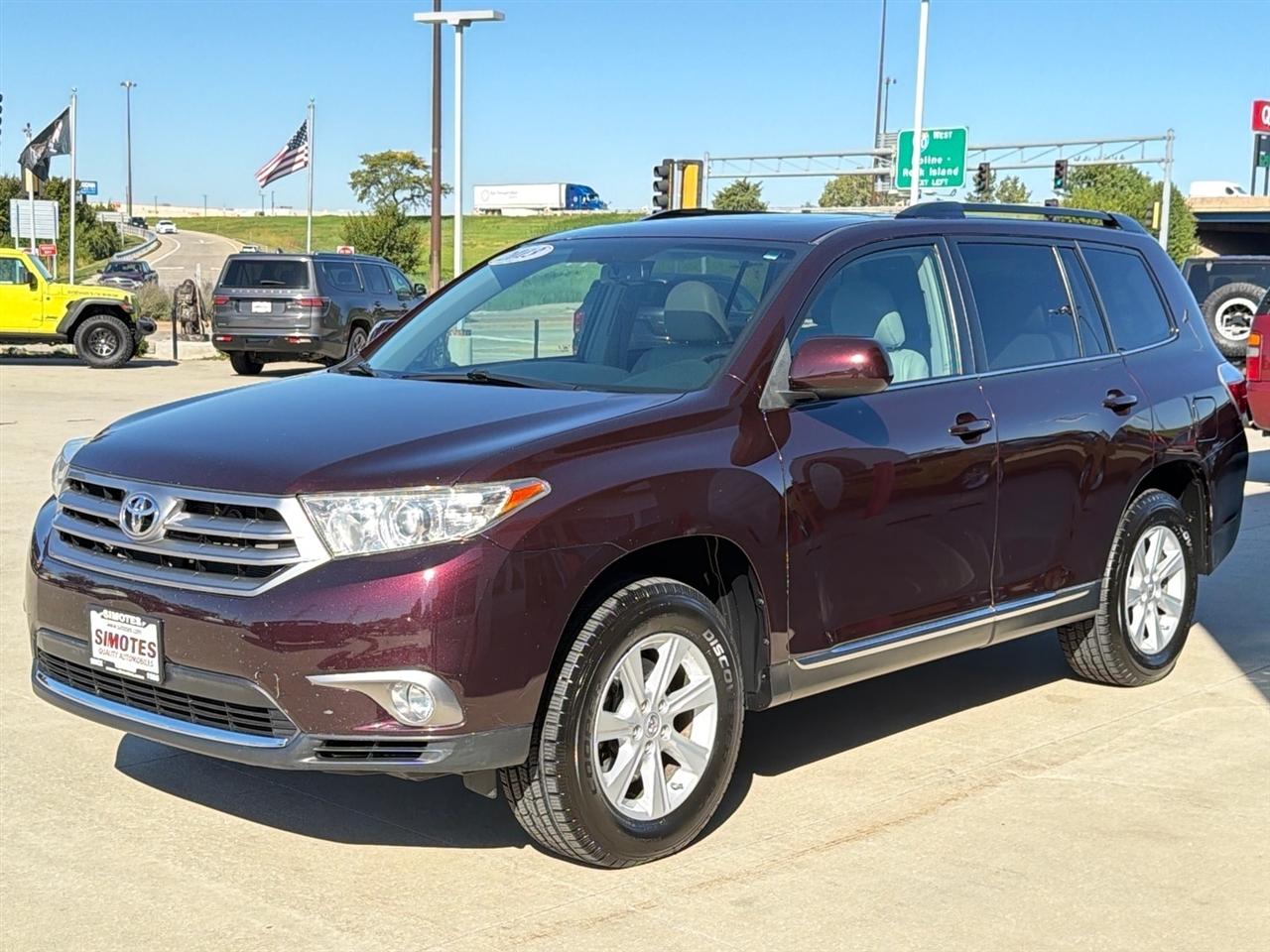Toyota Highlander 4WD 4dr V6 (Natl) 2013