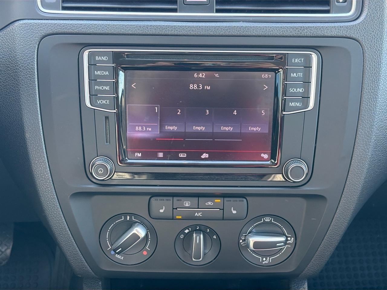 Volkswagen Jetta 1.4T SE Auto 2017