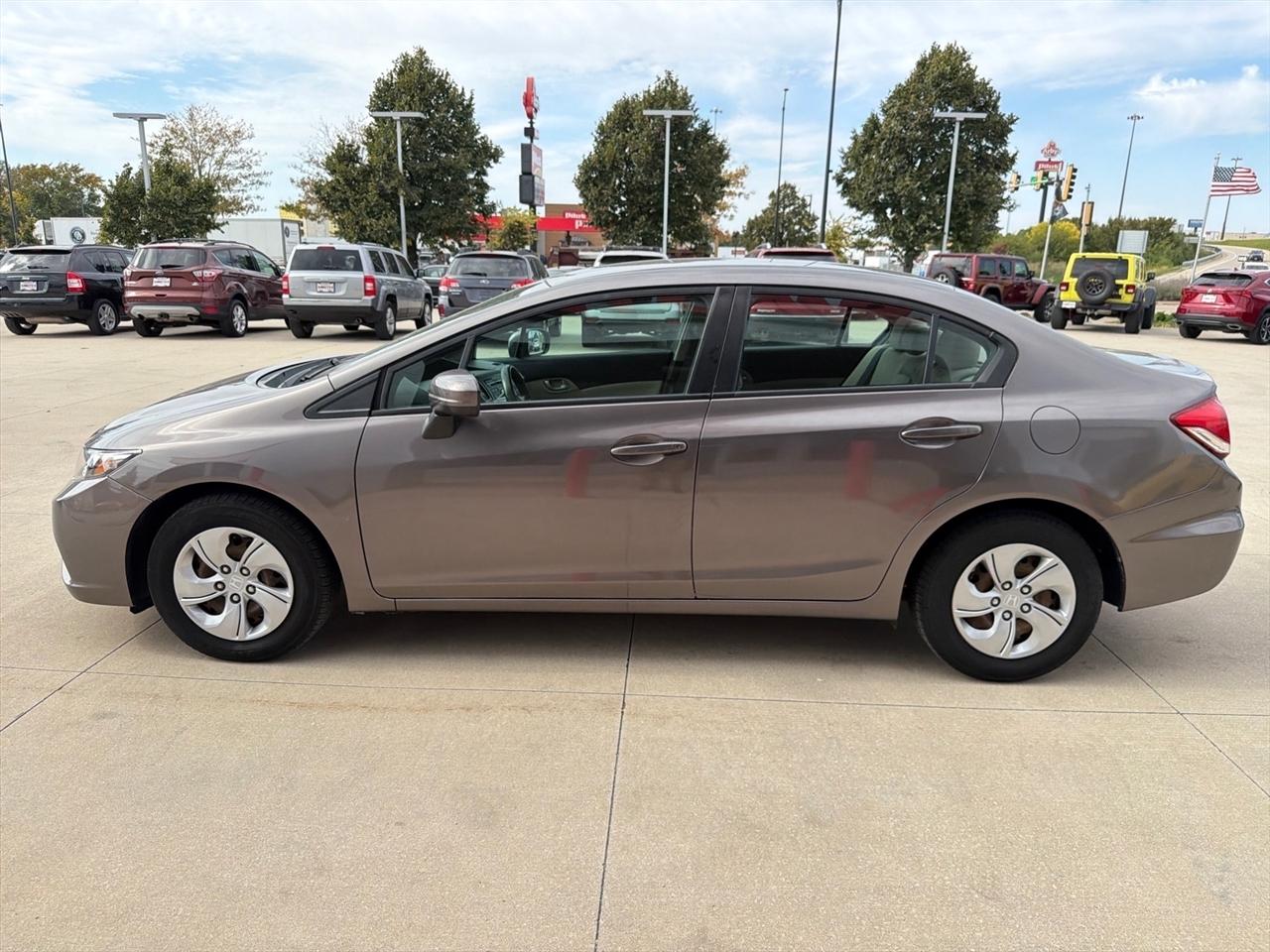 Honda Civic Sedan 4dr CVT LX 2014