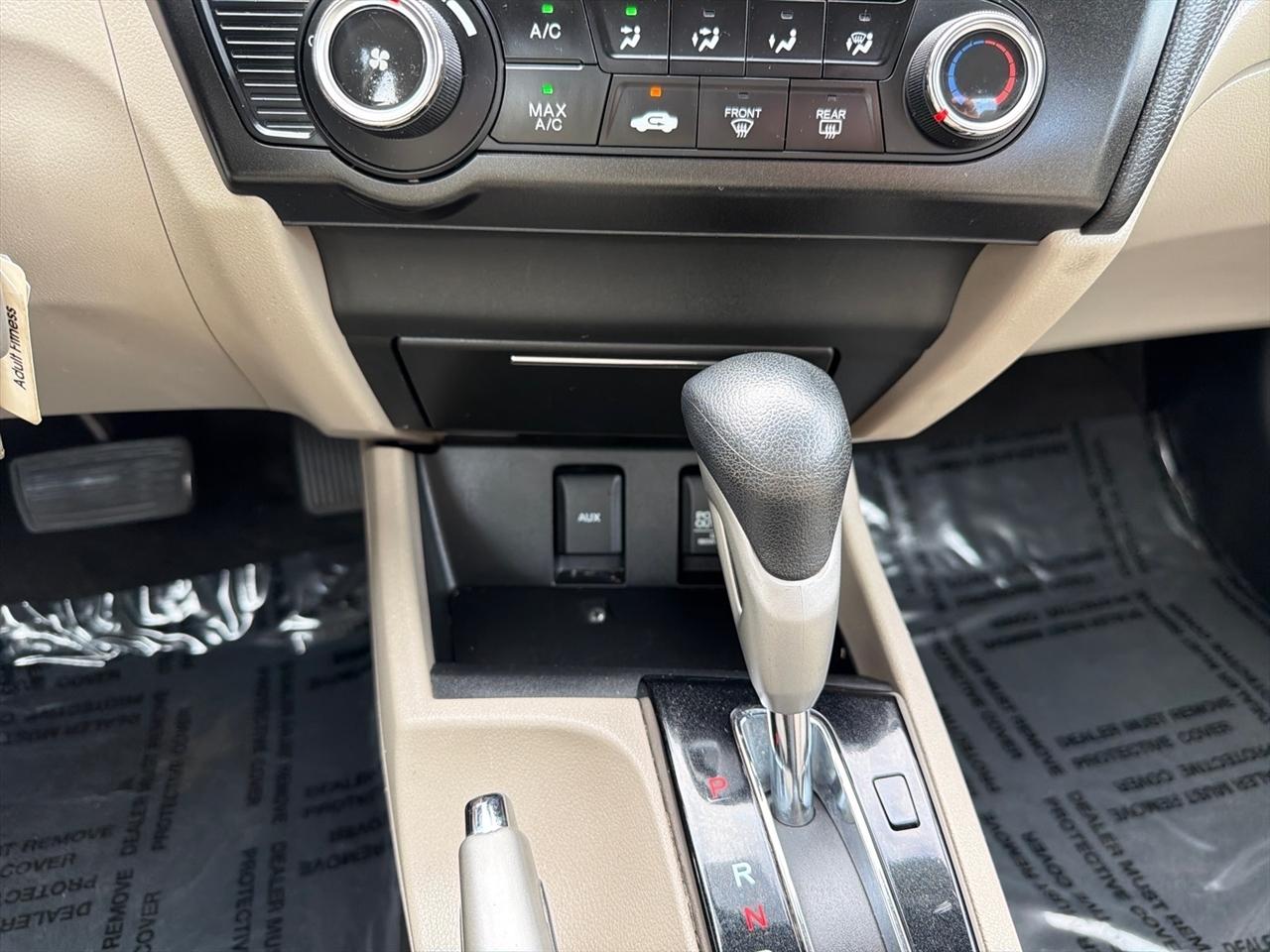 Honda Civic Sedan 4dr CVT LX 2014