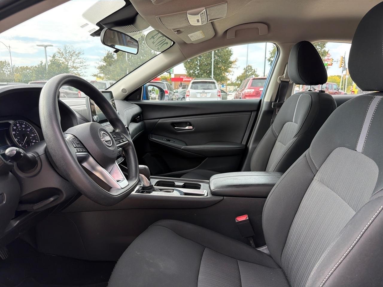 Nissan Sentra SV CVT 2024
