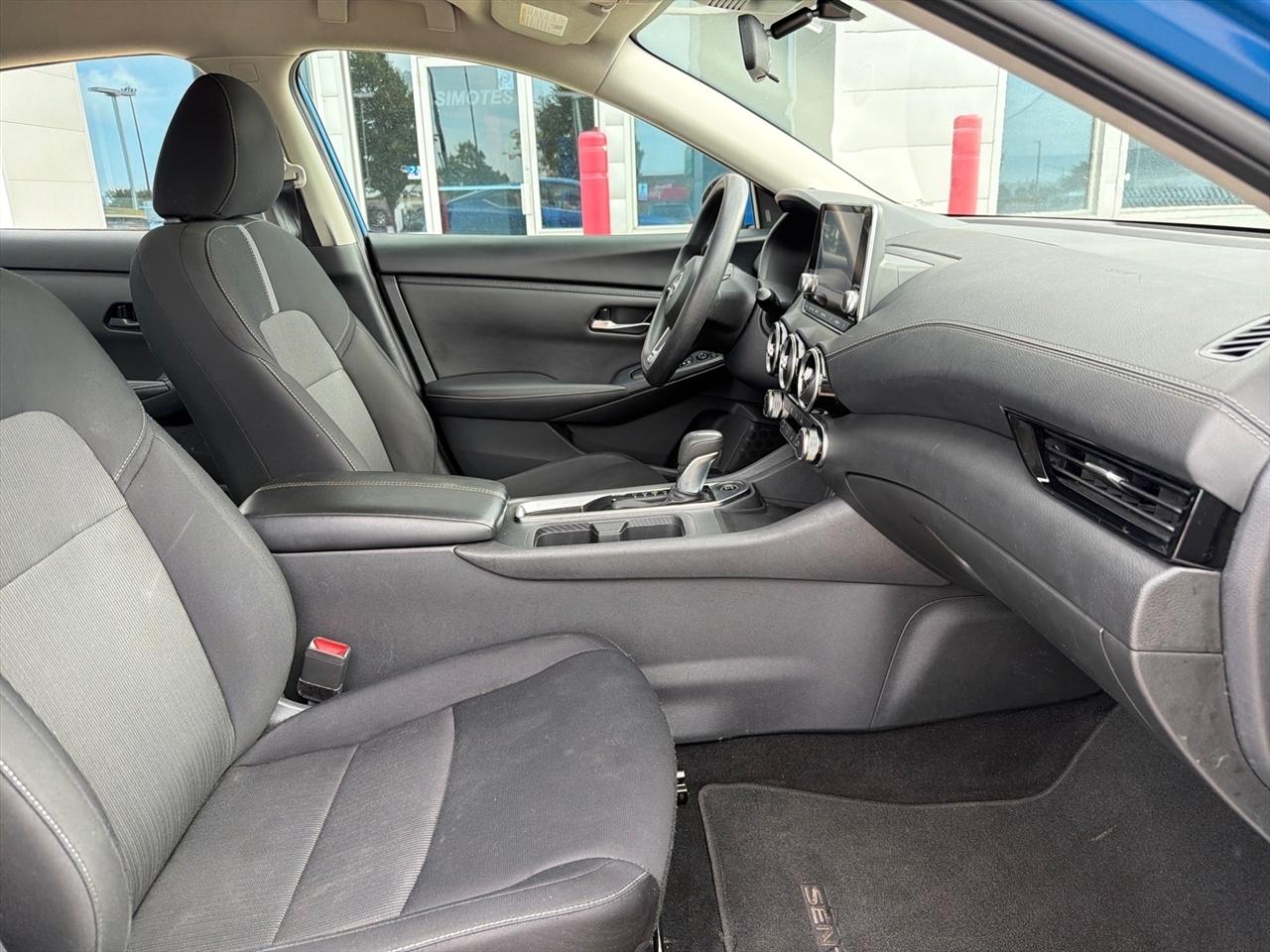 Nissan Sentra SV CVT 2024