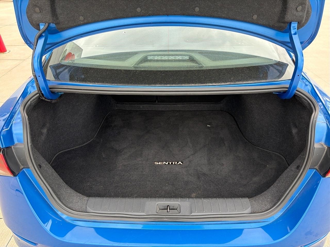 Nissan Sentra SV CVT 2024
