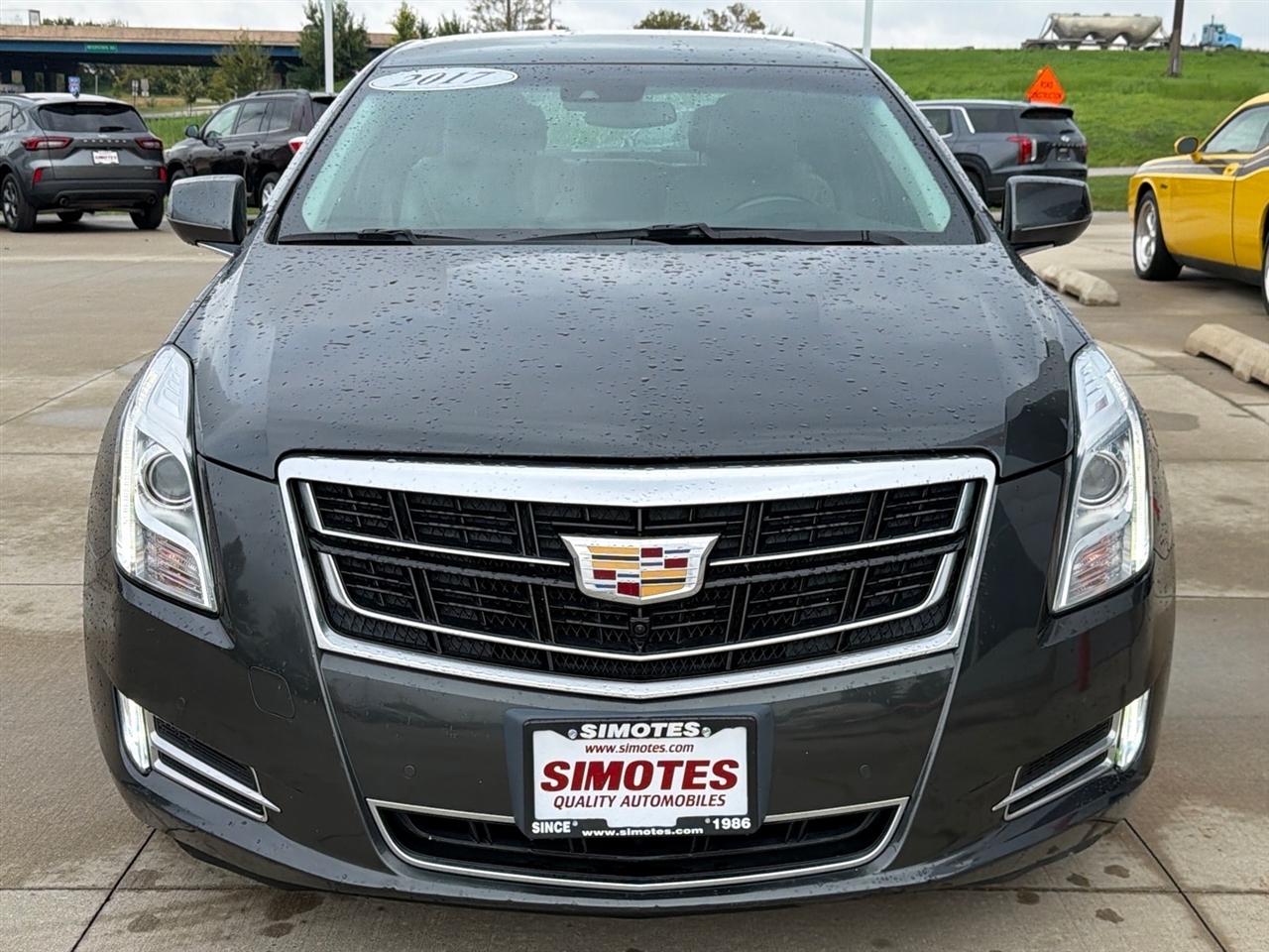 Cadillac XTS 4dr Sdn Luxury AWD 2017
