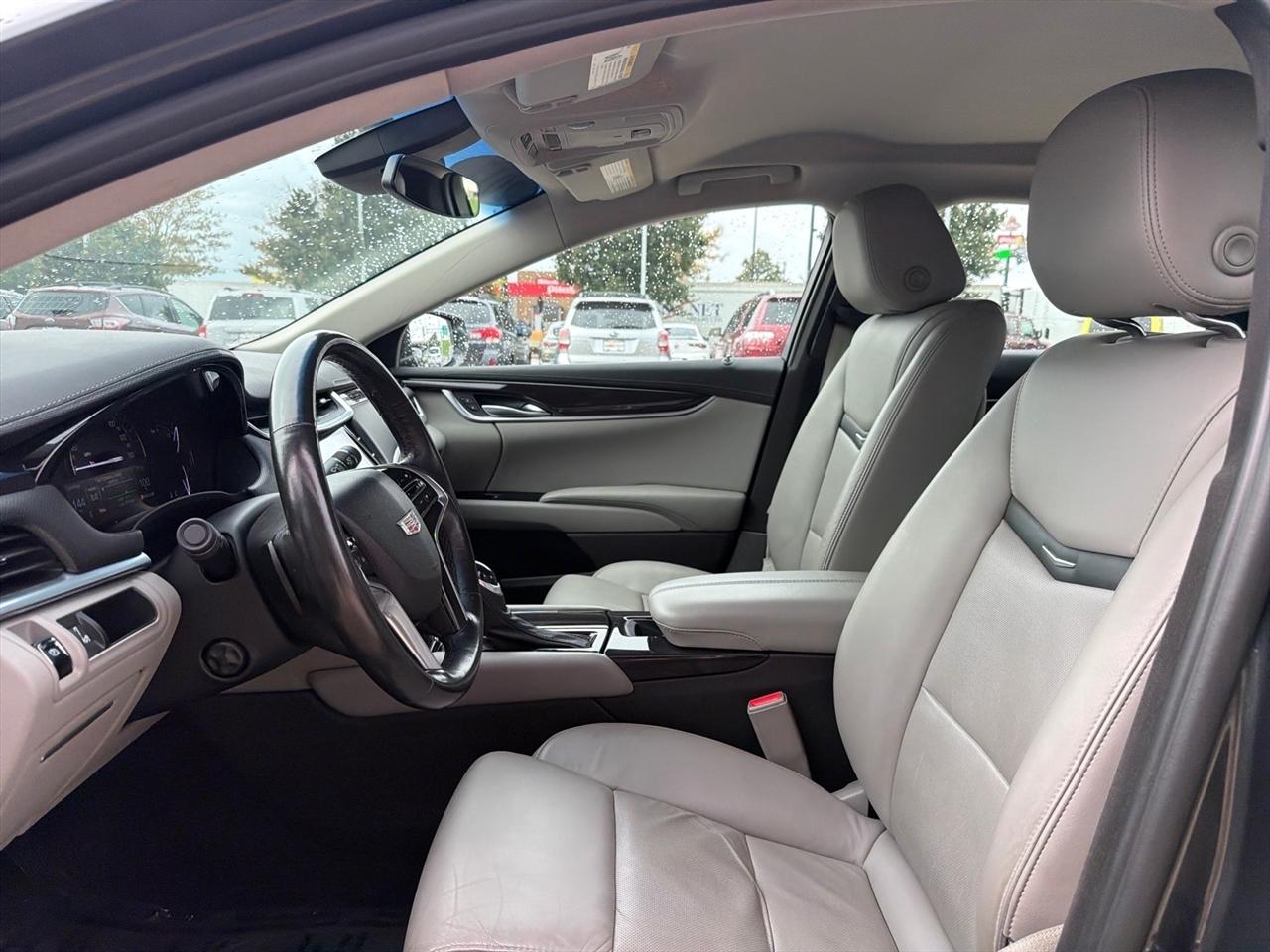 Cadillac XTS 4dr Sdn Luxury AWD 2017