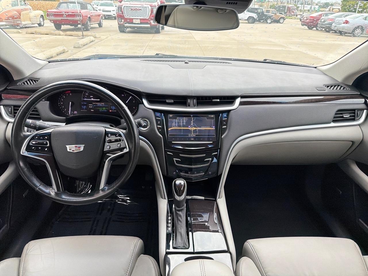 Cadillac XTS 4dr Sdn Luxury AWD 2017