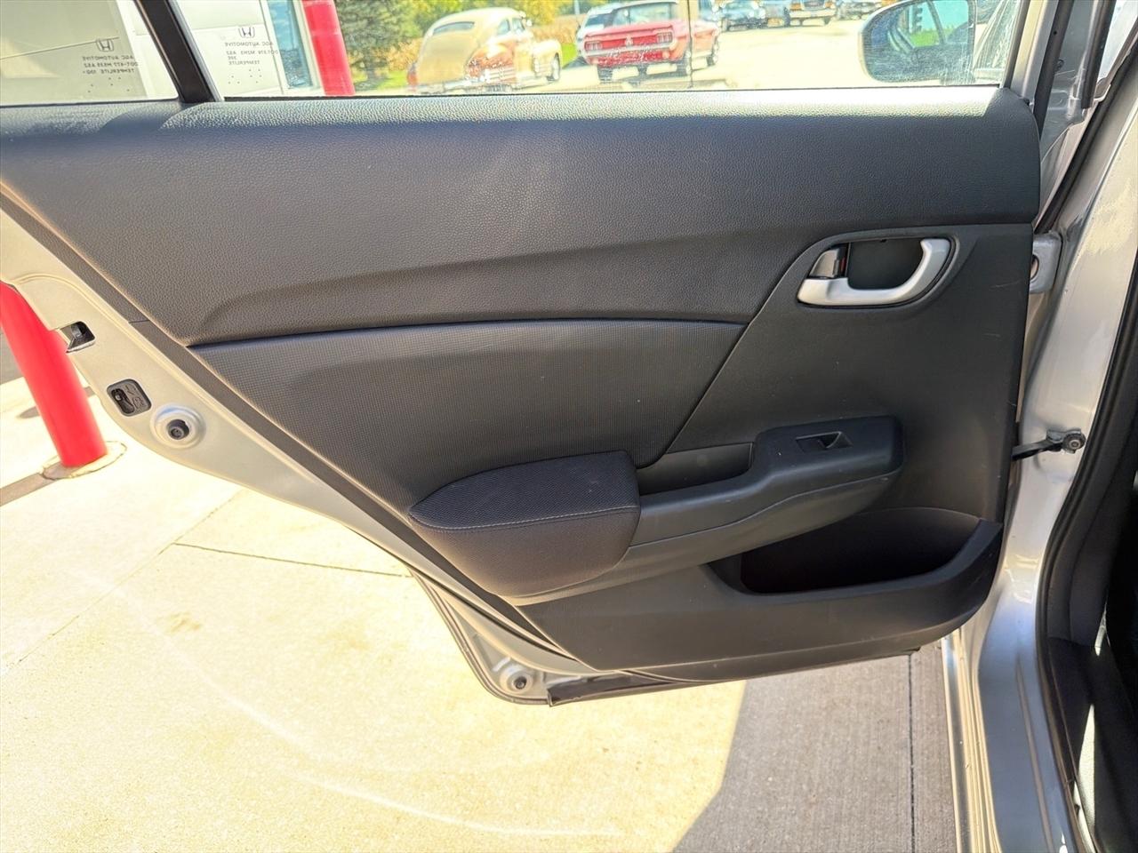 Honda Civic Sedan 4dr CVT LX 2014