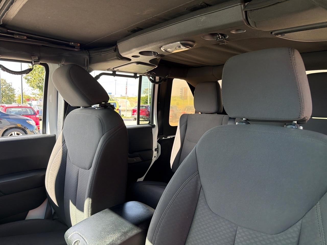 Jeep Wrangler Unlimited Sport 4x4 2017