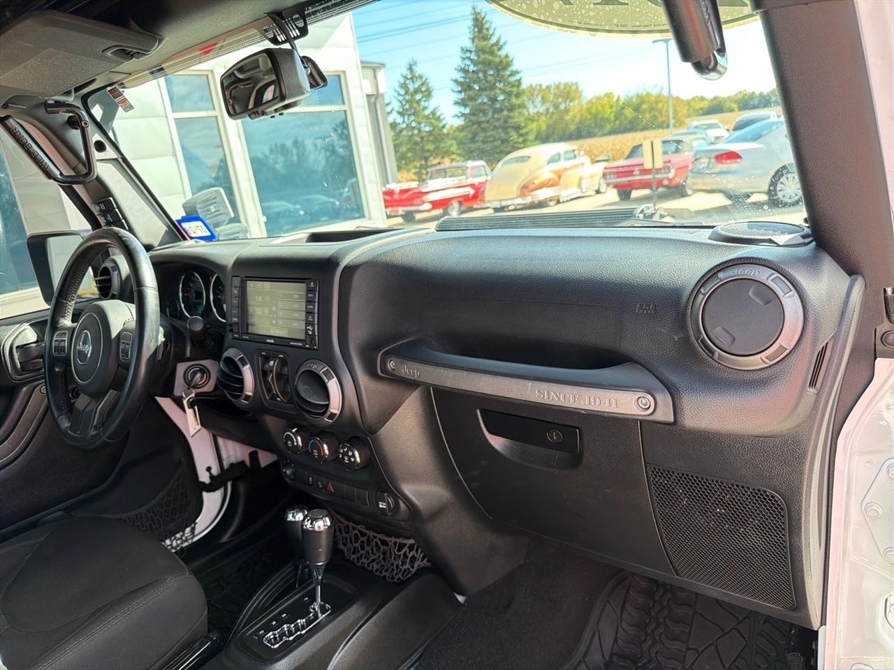 Jeep Wrangler Unlimited Sport 4x4 2017