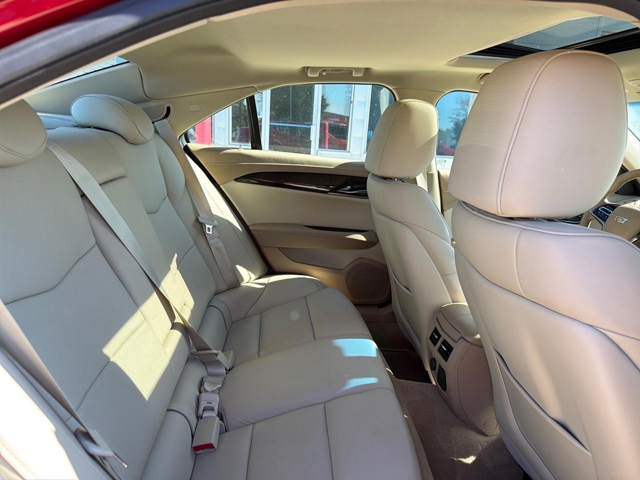 Cadillac ATS Sedan 4dr Sdn 2.0L Luxury Collection AWD 2016