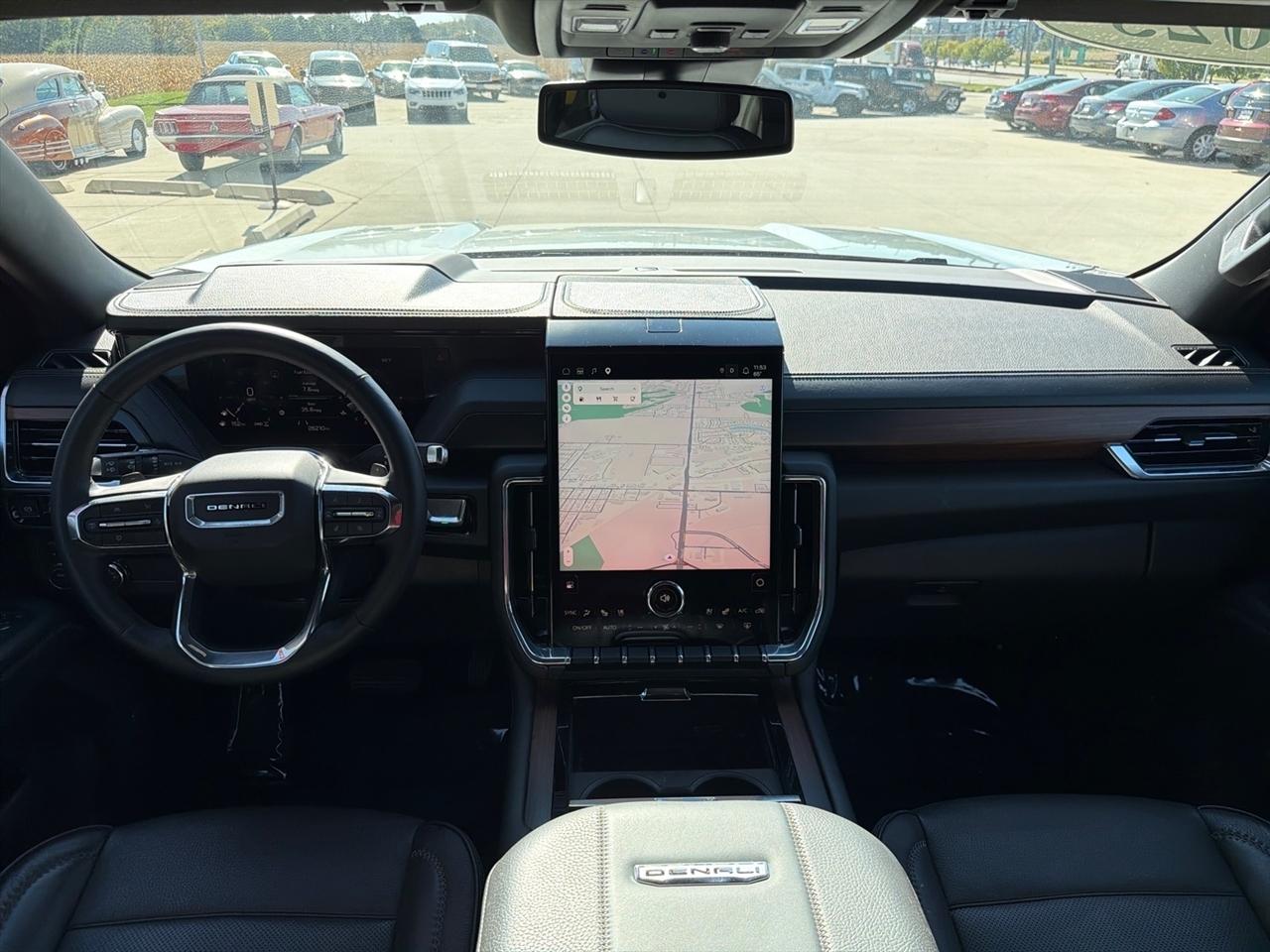 GMC Yukon XL 4WD 4dr Denali 2025
