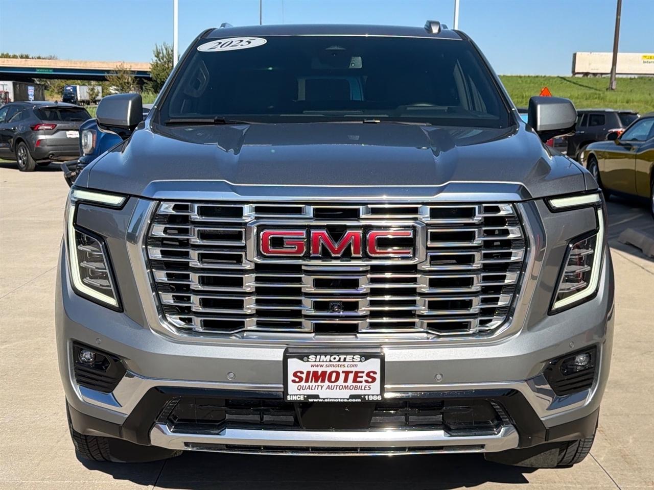 GMC Yukon XL 4WD 4dr Denali 2025
