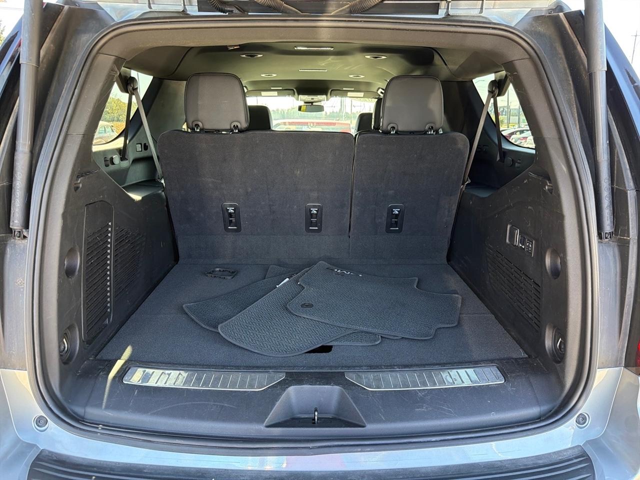 GMC Yukon XL 4WD 4dr Denali 2025