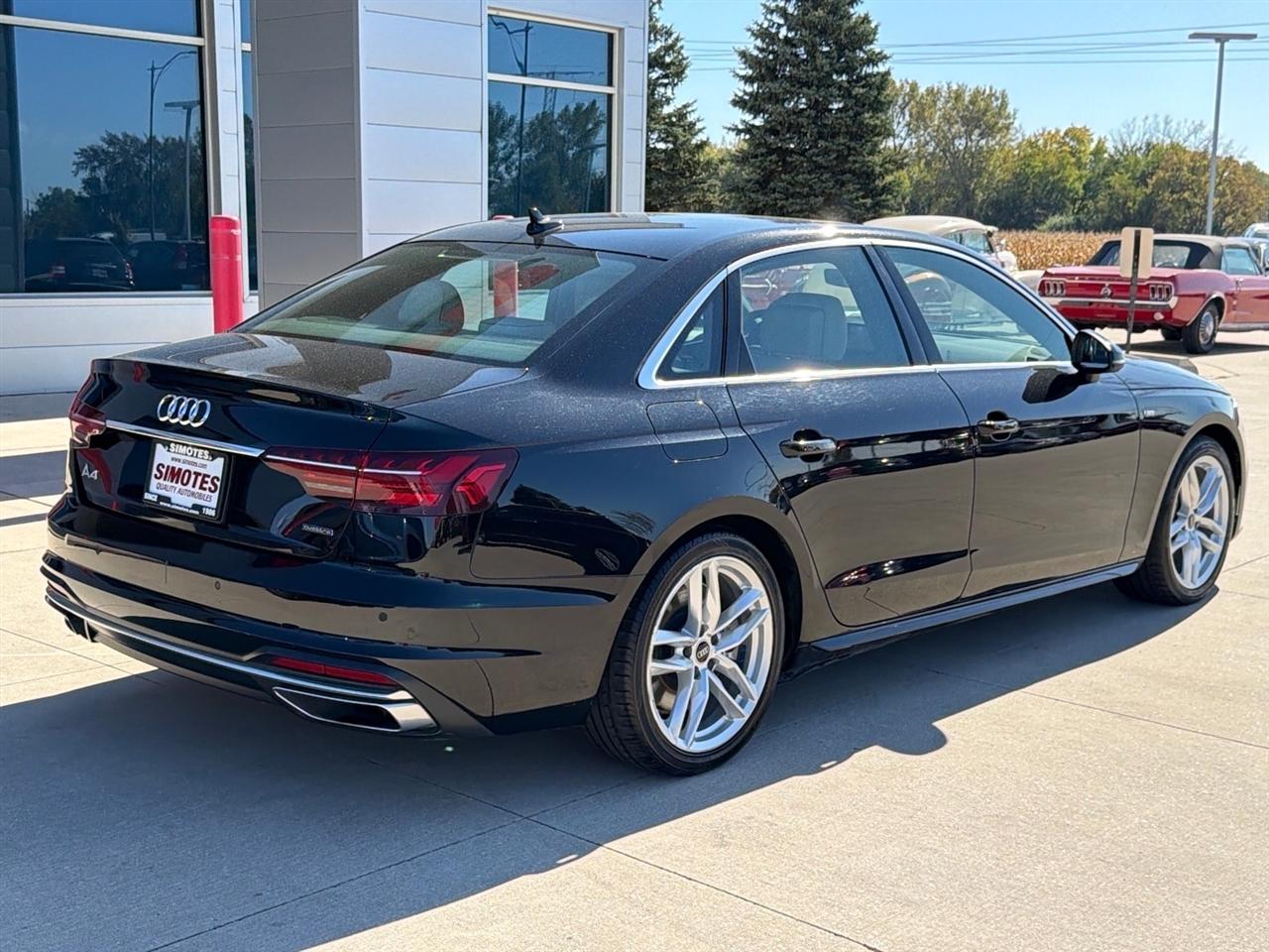 Audi A4 Sedan S line Premium Plus 45 TFSI quattro 2024