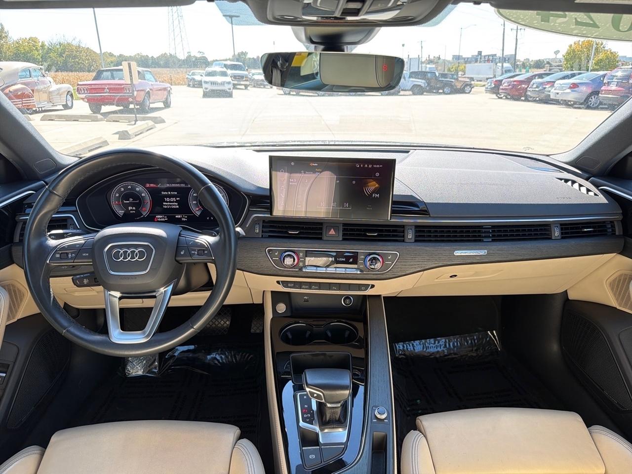 Audi A4 Sedan S line Premium Plus 45 TFSI quattro 2024