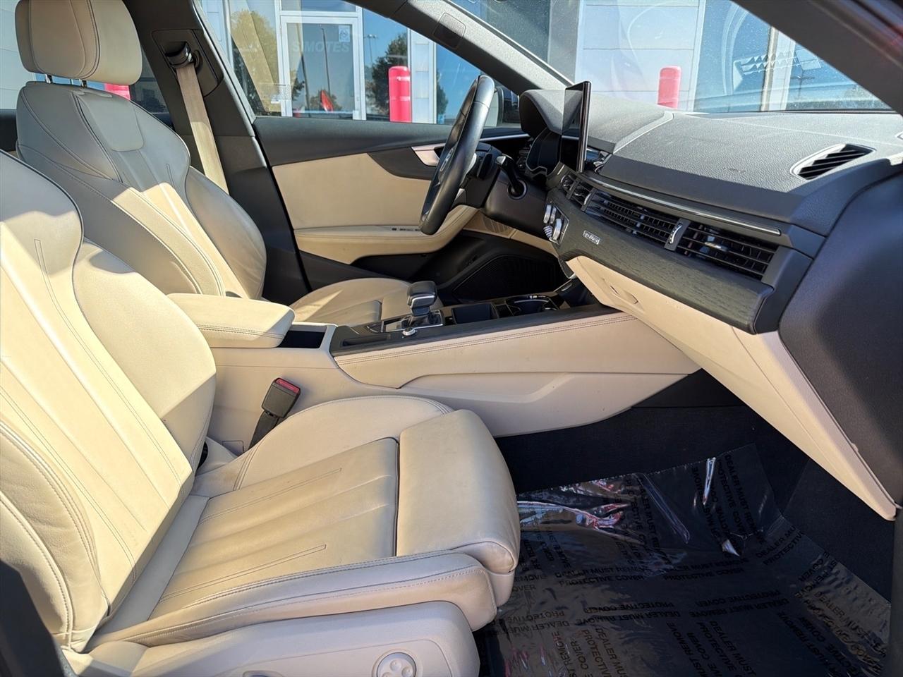 Audi A4 Sedan S line Premium Plus 45 TFSI quattro 2024