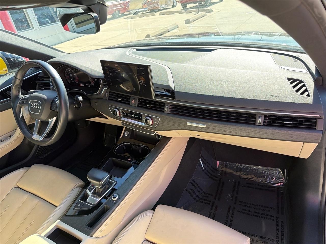 Audi A4 Sedan S line Premium Plus 45 TFSI quattro 2024