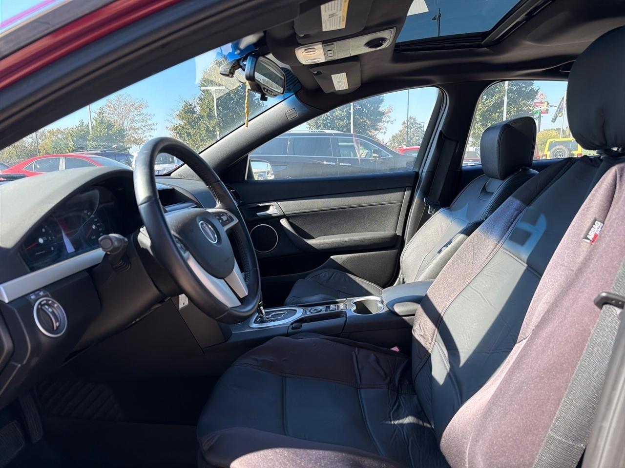 Pontiac G8 4dr Sdn 2009