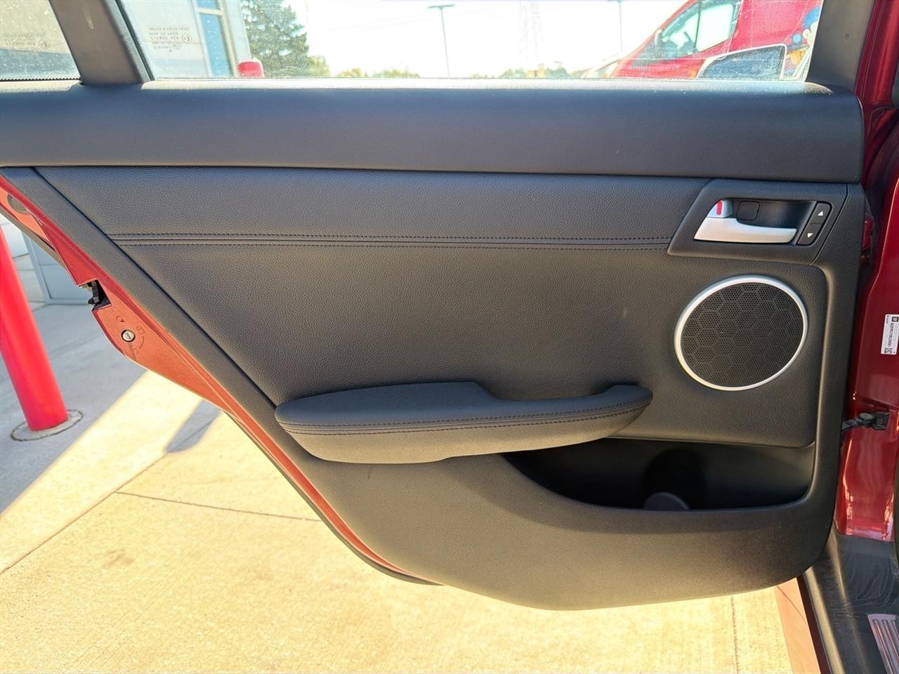 Pontiac G8 4dr Sdn 2009