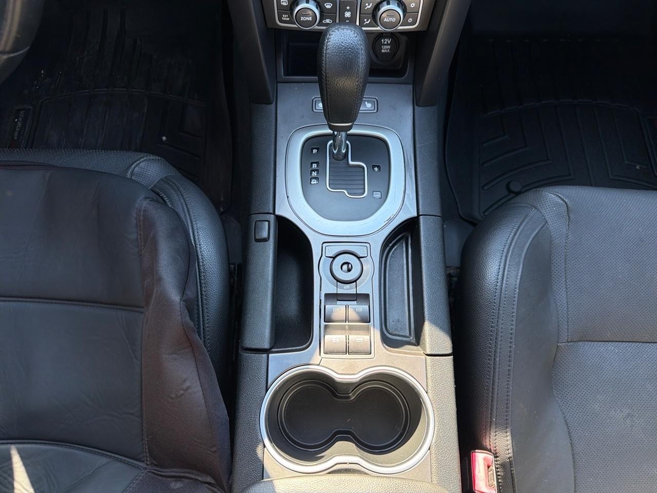 Pontiac G8 4dr Sdn 2009