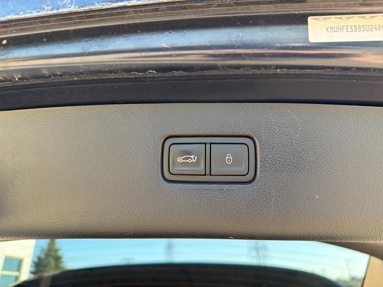 Genesis GV80 2.5T Standard AWD 2025