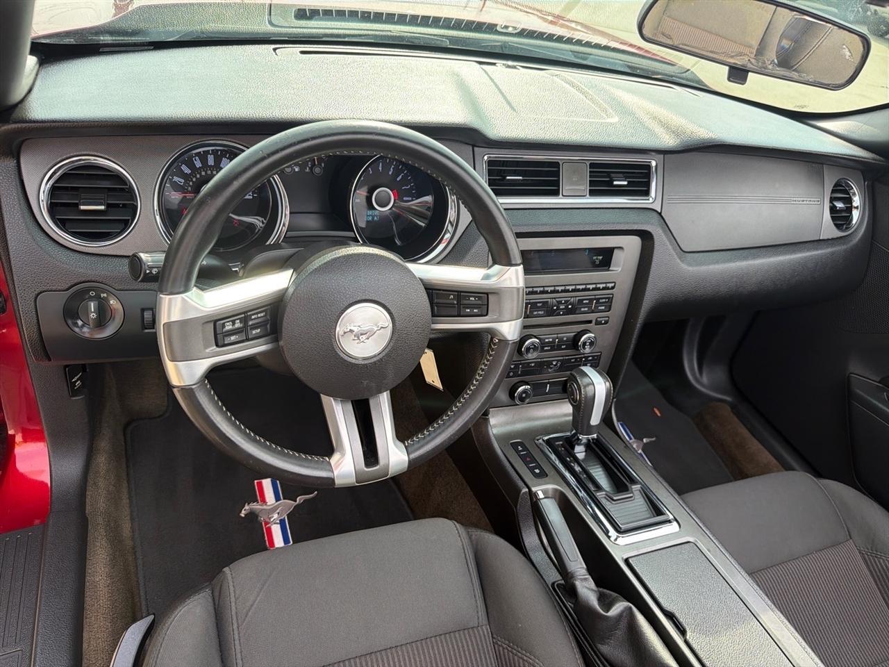 Ford Mustang 2dr Conv V6 2014