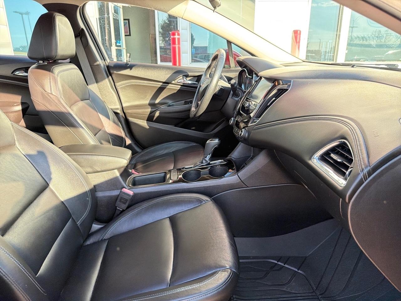 Chevrolet Cruze 4dr Sdn 1.4L Premier w/1SF 2018