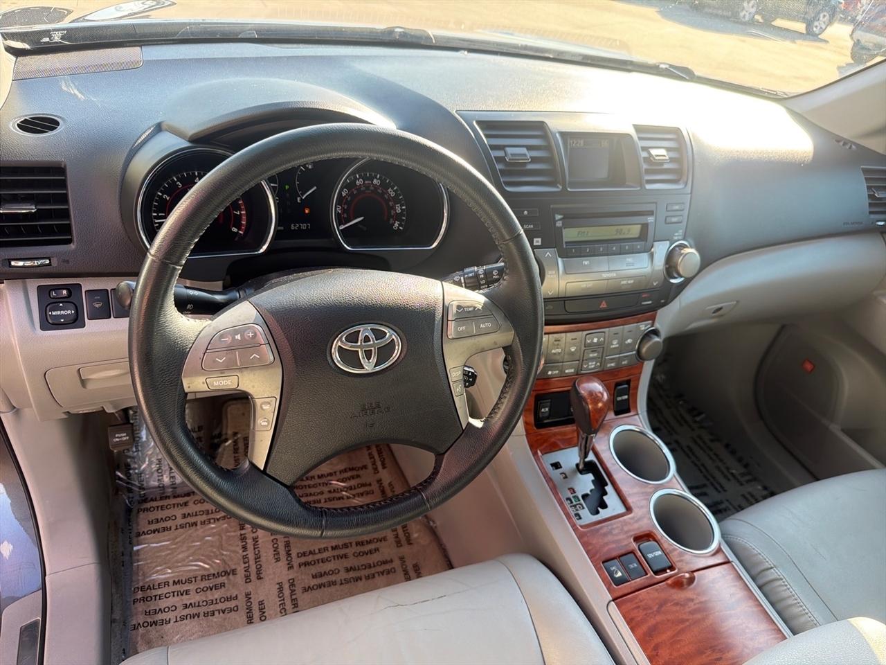 Toyota Highlander 4WD 4dr Limited (Natl) 2008