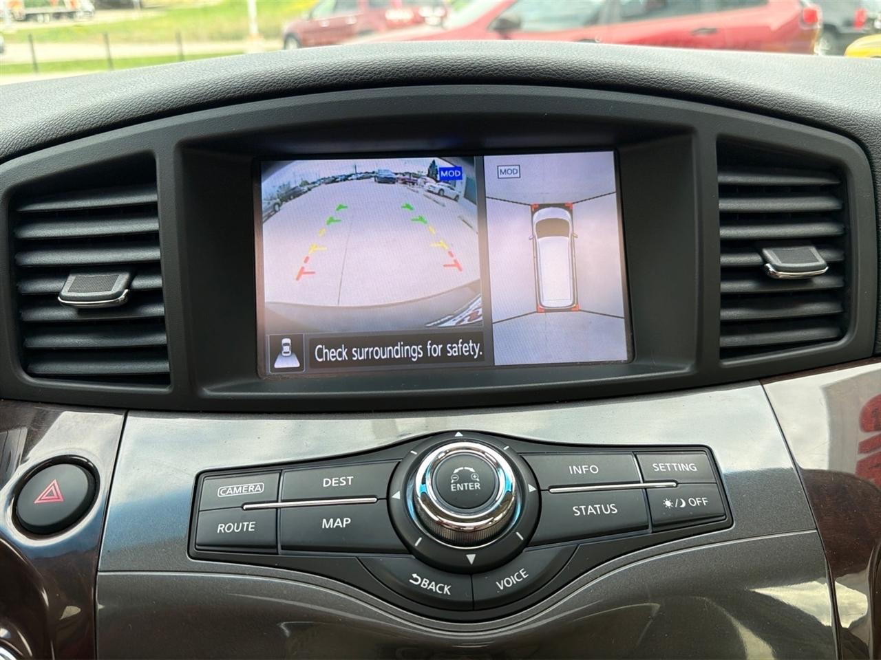 Nissan Quest 4dr Platinum 2015