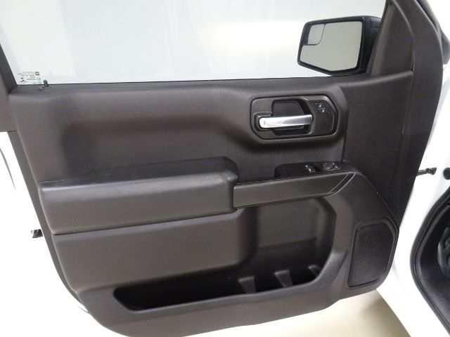 Chevrolet Silverado 1500 2WD Reg Cab 140" Work Truck 2020 Chevrolet Silverado 1500 2WD Reg Cab 140" Work Truck 2020