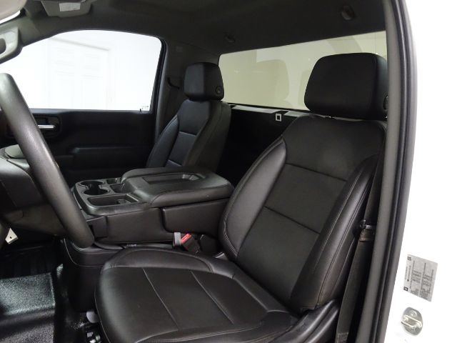 Chevrolet Silverado 1500 2WD Reg Cab 140" Work Truck 2020 Chevrolet Silverado 1500 2WD Reg Cab 140" Work Truck 2020