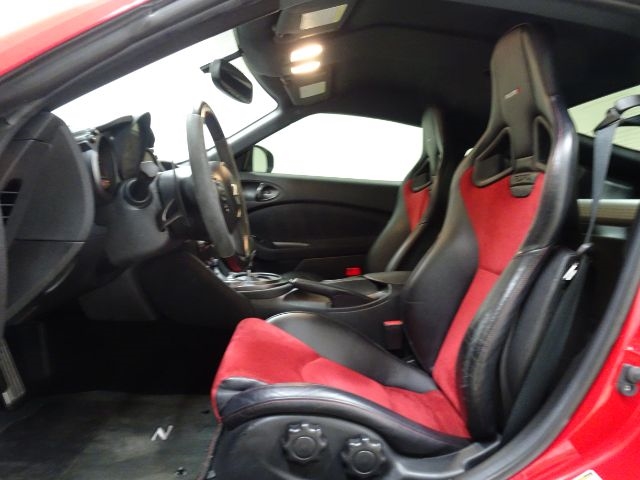 Nissan 370Z Coupe NISMO Tech Auto 2017 Nissan 370Z Coupe NISMO Tech Auto 2017