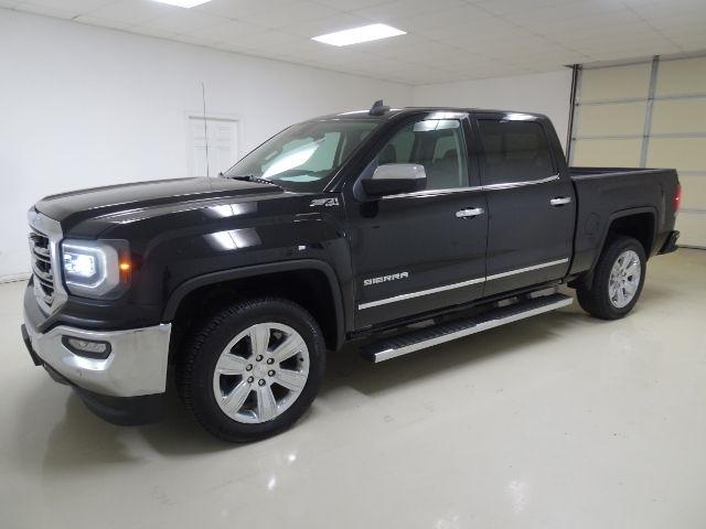 GMC Sierra 1500 4WD Crew Cab 143.5" SLT 2017