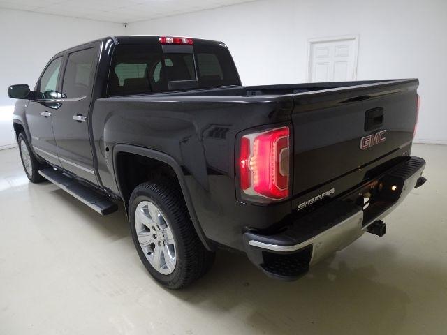 GMC Sierra 1500 4WD Crew Cab 143.5" SLT 2017