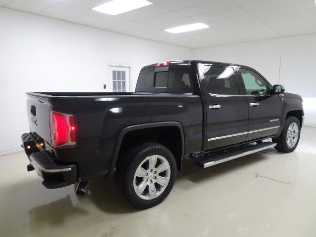 GMC Sierra 1500 4WD Crew Cab 143.5" SLT 2017